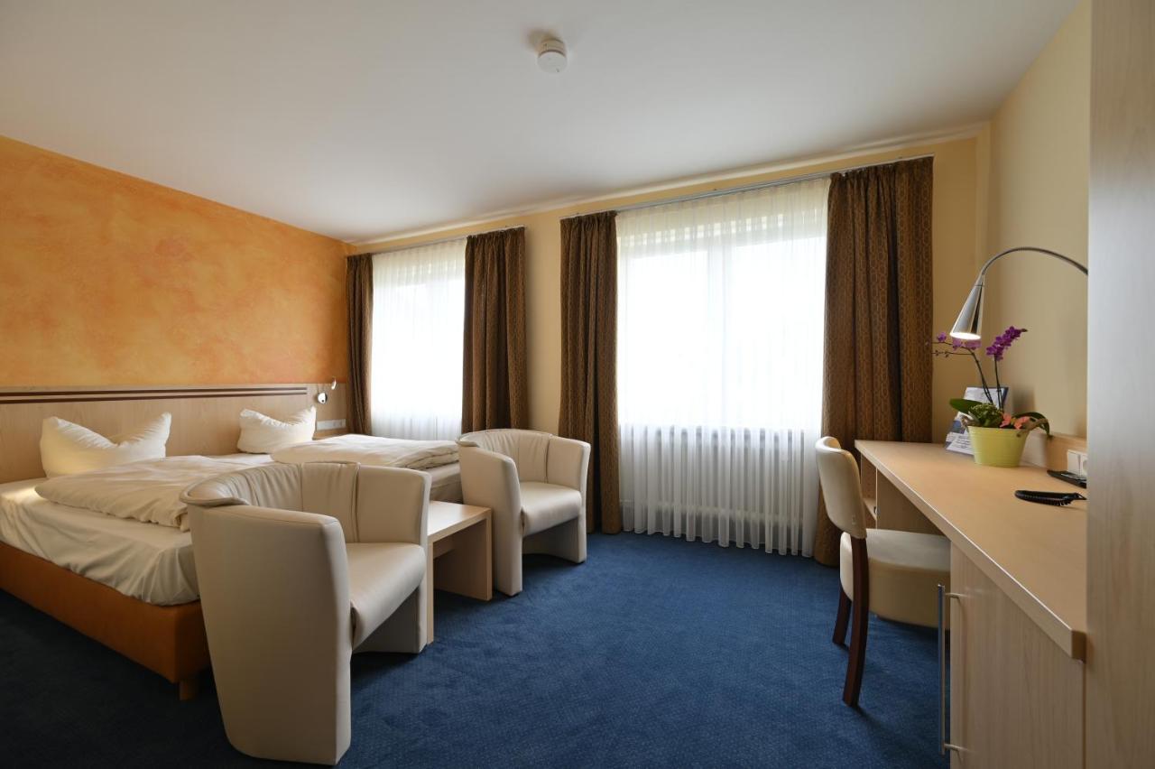 Hotel Apollo Garni เรเกนส์บวร์ก ภายนอก รูปภาพ