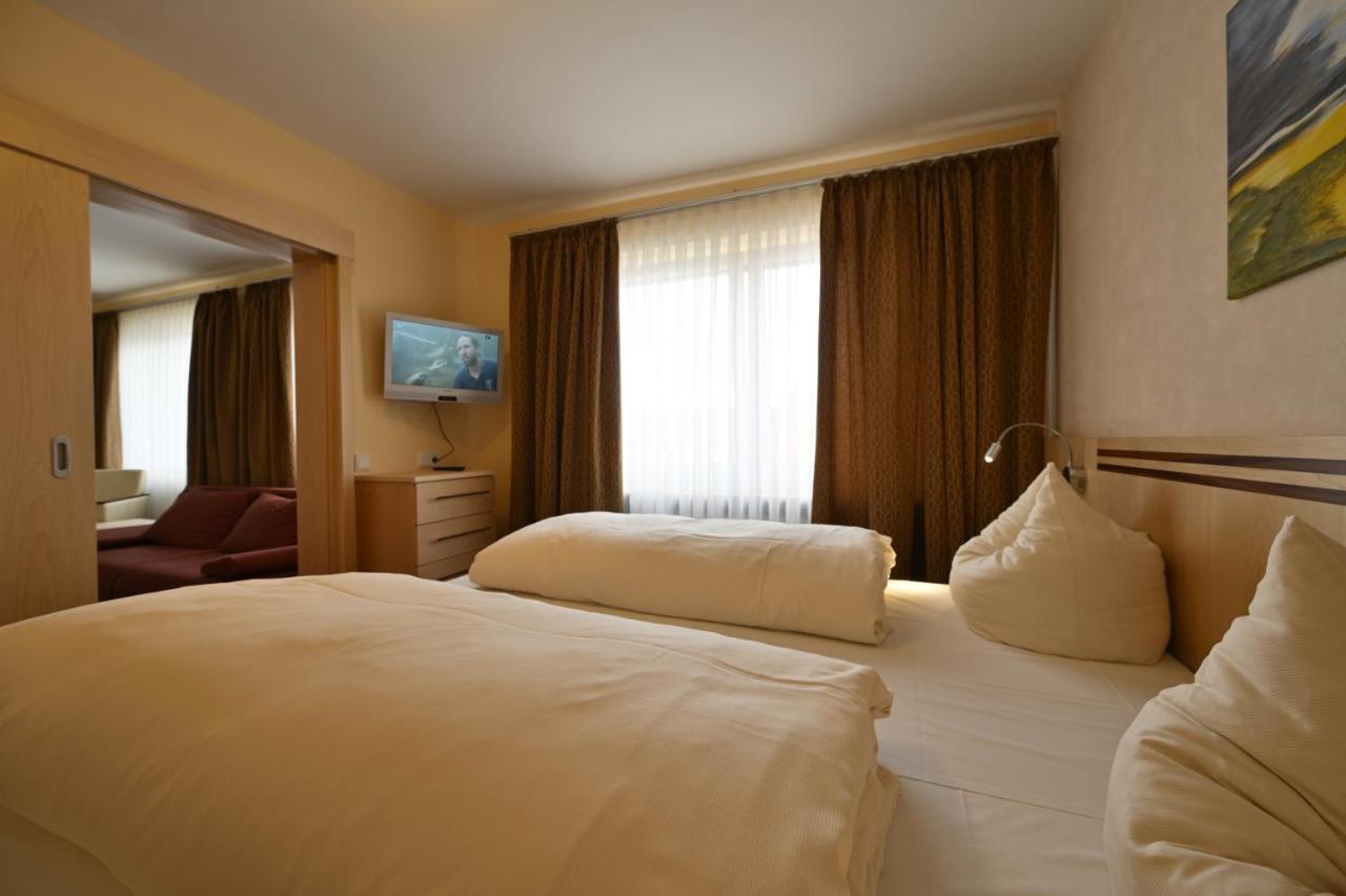 Hotel Apollo Garni เรเกนส์บวร์ก ภายนอก รูปภาพ